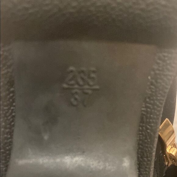 Stylish Black Ankle Boots Size 6 from Shein - Picture 10 of 10